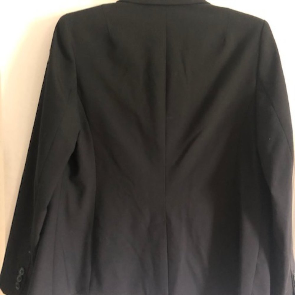 Banana Republic Black Blazer - 6 Petite - Brand New (Tags still attached) - Picture 3 of 4